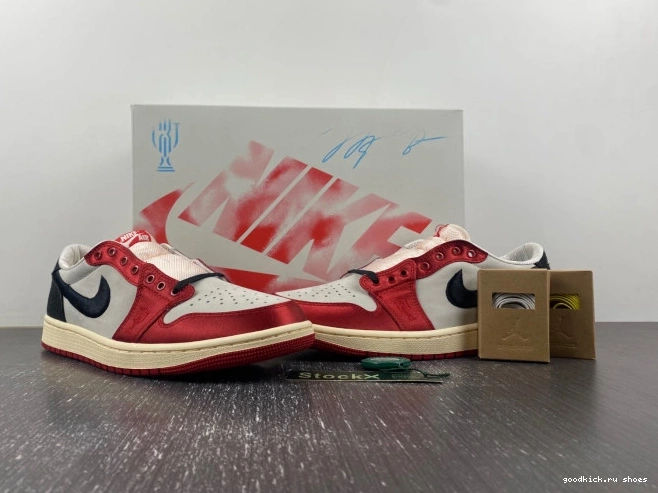 Rep OG Trophy Jordan Room Away 1 x Air FN0432-100 Low 0711